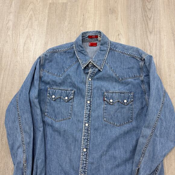 Vintage Levis Denim Shirt Men's Large Blue Snap Button Long Sleeve Western Rodeo - Picture 2 of 7